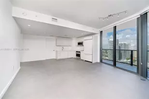 45 SW 9th St, Miami, FL 33130 - Photo 5