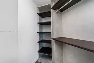 45 SW 9th St, Miami, FL 33130 - Photo 11