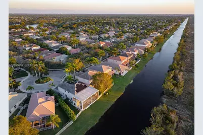 1828 Aspen Ln, Weston, FL 33327 - Photo 81