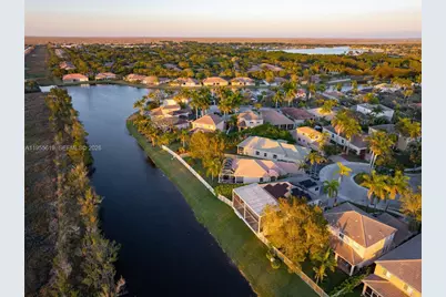 1828 Aspen Ln, Weston, FL 33327 - Photo 83