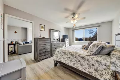 7448 N Devon Dr #305, Tamarac, FL 33321 - Photo 19