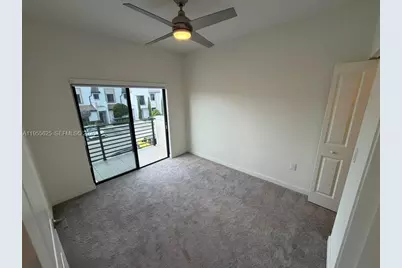21001 NE 8th Ave, Miami, FL 33179 - Photo 11