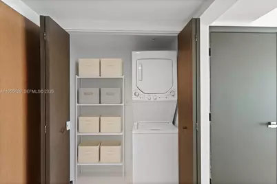 31 SE 5th St #1803, Miami, FL 33131 - Photo 11