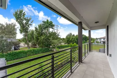 4950 SW 158th Avenue, Southwest Ranches, FL 33331 - Photo 45