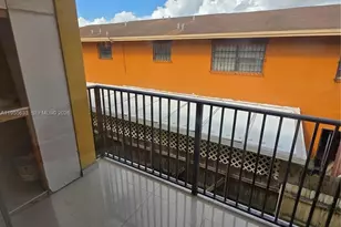 6151 W 24th Ave, Hialeah, FL 33016 - Photo 11