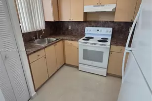 6151 W 24th Ave, Hialeah, FL 33016 - Photo 13