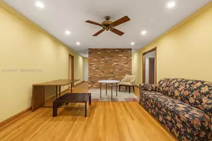 13205 SW 71st Ave, Pinecrest, FL 33156 - Photo 11