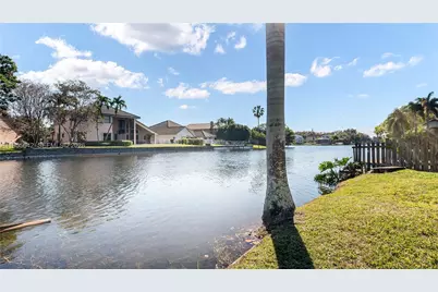 10110 SW 3rd St, Plantation, FL 33324 - Photo 77