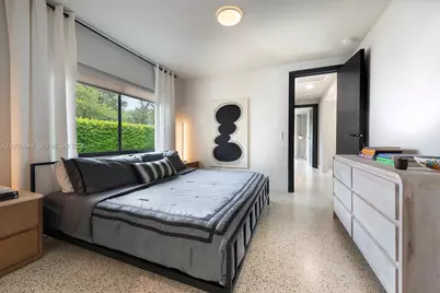 311 NE 117th St, Miami, FL 33161 - Photo 7