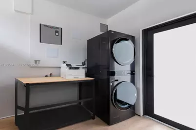 311 NE 117th St, Miami, FL 33161 - Photo 15