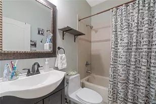 21101 NW 14th Pl, Miami Gardens, FL 33169 - Photo 9