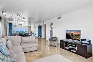 500 Bayview Dr, Sunny Isles Beach, FL 33160 - Photo 7