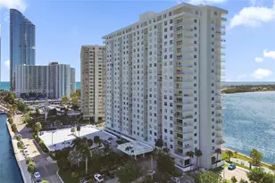500 Bayview Dr, Sunny Isles Beach, FL 33160 - Photo 35