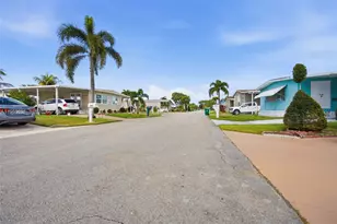 1981 SW 83rd Ave, Davie, FL 33324 - Photo 7