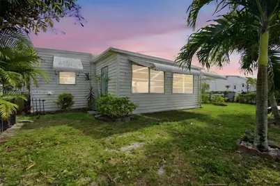 1981 SW 83rd Ave, Davie, FL 33324 - Photo 33
