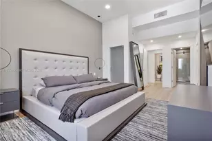 2301 Collins Ave, Miami Beach, FL 33139 - Photo 9