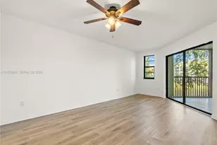 7547 Fairfax Dr, Tamarac, FL 33321 - Photo 17