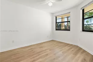 7547 Fairfax Dr, Tamarac, FL 33321 - Photo 15