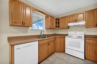 11812 NE 14th Ave, Miami, FL 33161 - Photo 27