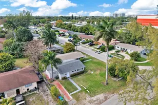 11812 NE 14th Ave, Miami, FL 33161 - Photo 49