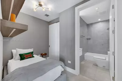 18501 Collins Ave #704, Sunny Isles Beach, FL 33160 - Photo 29