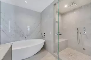 18501 Collins Ave, Sunny Isles Beach, FL 33160 - Photo 17