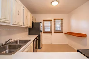 8161 SW 24th Ct, Davie, FL 33324 - Photo 15