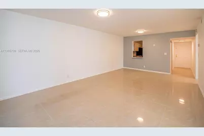 8161 SW 24th Ct #202, Davie, FL 33324 - Photo 7