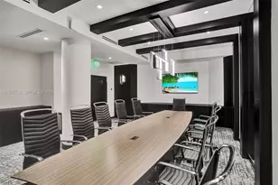 1000 W Island Blvd, Aventura, FL 33160 - Photo 33