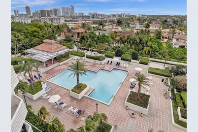 1000 W Island Blvd #1209, Aventura, FL 33160 - Photo 23