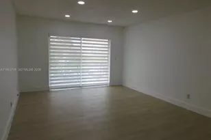 13707 SW 91st Ct, Miami, FL 33176 - Photo 5