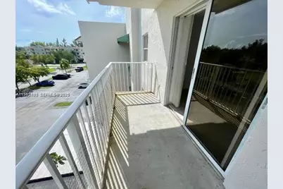 8260 SW 210th St #311, Cutler Bay, FL 33189 - Photo 7