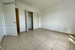 8260 SW 210th St, Cutler Bay, FL 33189 - Photo 9