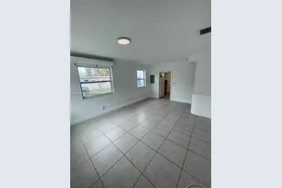 7001 NW 4th Ct #FRONT, Miami, FL 33150 - Photo 3