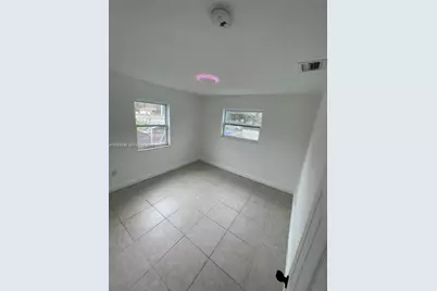 7001 NW 4th Ct #FRONT, Miami, FL 33150 - Photo 5