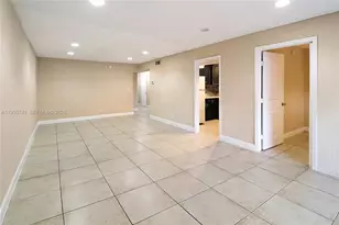 5975 NW 25th Ct, Sunrise, FL 33313 - Photo 5