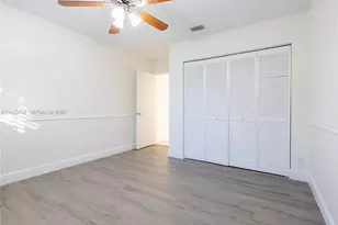 200 W Riverbend Dr, Sunrise, FL 33326 - Photo 33