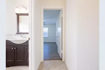 200 W Riverbend Dr, Sunrise, FL 33326 - Photo 29