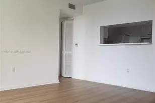 19999 E Country Club Dr, Aventura, FL 33180 - Photo 7