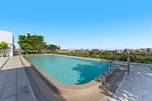 9221 E Bay Harbor Dr, Bay Harbor Islands, FL 33154 - Photo 11