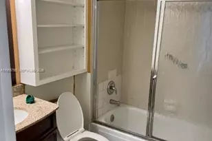 4848 NW 24th Ct, Lauderdale Lakes, FL 33313 - Photo 9