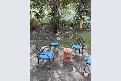 10686 SW 8th St #205, Pembroke Pines, FL 33025 - Photo 15