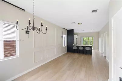 1921 SE 8th Pl, Homestead, FL 33034 - Photo 9