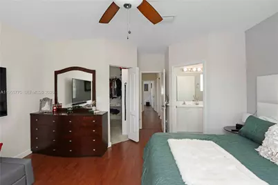 941 SW 148th Pl, Miami, FL 33194 - Photo 17