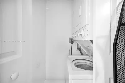 621 11th St #101, Miami Beach, FL 33139 - Photo 11