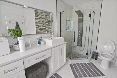 1421 NW 129th Ave, Sunrise, FL 33323 - Photo 17