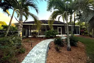 19695 SW 206th St, Miami, FL 33187 - Photo 17