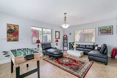 901 NW 22nd Pl, Miami, FL 33125 - Photo 5