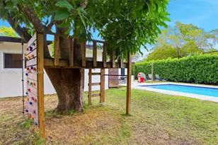 1280 NE 132nd St, North Miami, FL 33161 - Photo 33