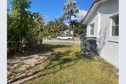 29721 SW 146th Ave, Homestead, FL 33033 - Photo 13